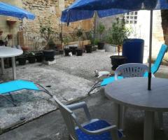 Appartement Lumineux 100 m², garage, cave, cour, gd grenier