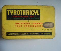 Ancienne boite vide Tyrothricyl