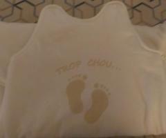 Gigoteuse KIABI blanche – taille 6 à 24 mois – TROP CHOU