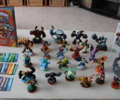 Lot figurines Skylanders Wii + portail + cartes