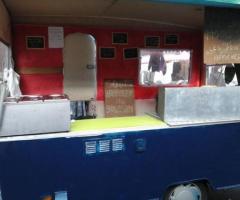 Caravane pliante pour marchés
