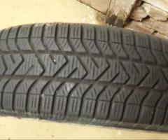 Lot de  4 pneus hiver pirelli neuf