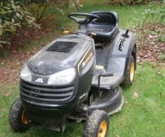 Tracteur pour pelouse