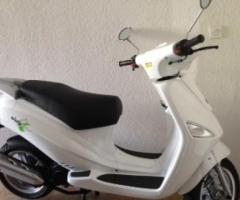 Location voitures et scooter sans permis Béziers