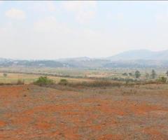 Un beau terrain au bord du lac Tananarive Madagascar