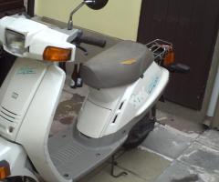 Petit scooter yamaha classe A
