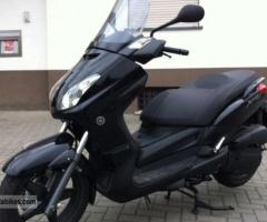 Scooter yamaha x-max 125