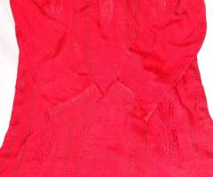 Tissu et fil de soie naturelle de Madagascar