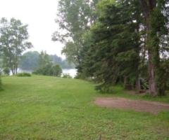 Terrain bordure de lac 3850 m2