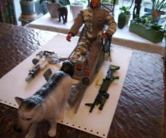 occasion Action Man et traineau, chien