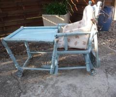 ancienne chaise de bebe