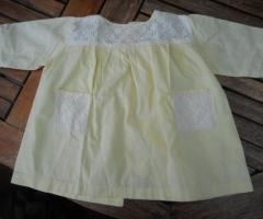 Blouse vintage jaune dentelle blanche 18 mois