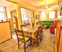 Chambre à louer en colocation dans un duplex à partager avec des filles uniquement