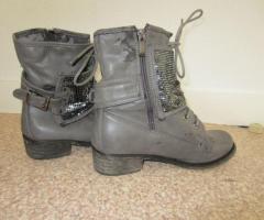 Bottines grises T 38