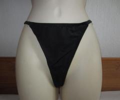 String noir T 42