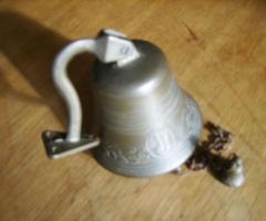 belle petite  sonnette ancienne