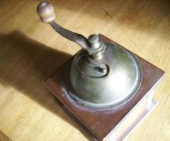 ancien moulin à café